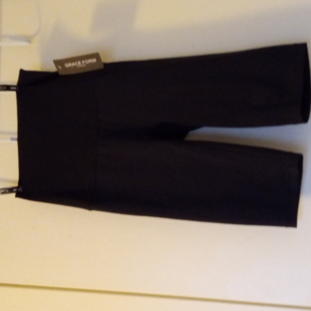 Brand New GRACE FORM Athletic Bike Shorts